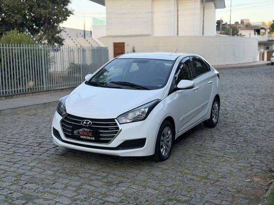 HYUNDAI HB20S 1.0 COMFORT PLUS 12V FLEX 4P MANUAL HYUNDAI HB20S 1.0 COMFORT PLUS 12V FLEX 4P MANUAL